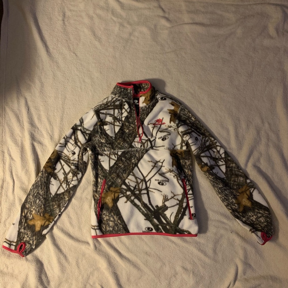 Girls 1/4 Zip Camo Fleece top